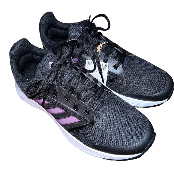 🌟NWT🌟 Adidas Galaxy 5 Running Shoe - Picture 4 of 16